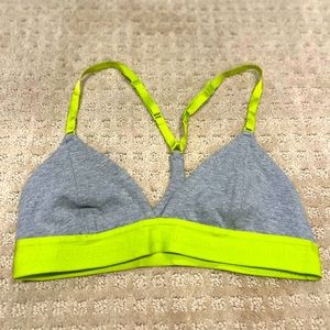Lululemon sport bra